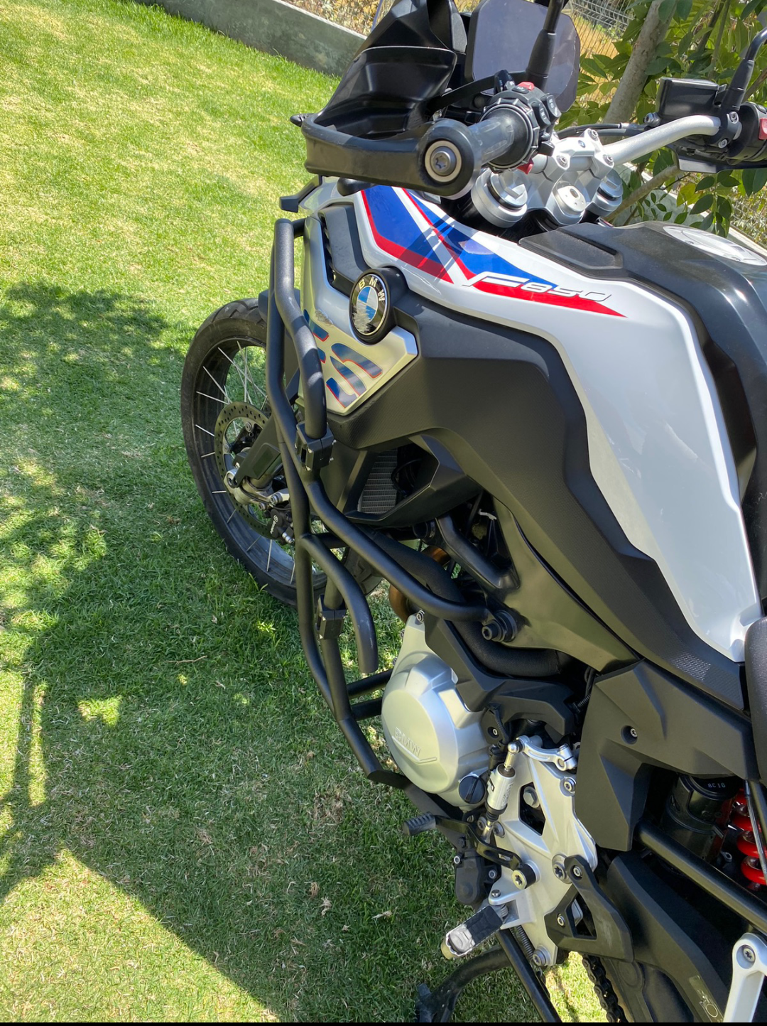 defensa alta y baja para f850 gs defensa alta y baja para f850 gs