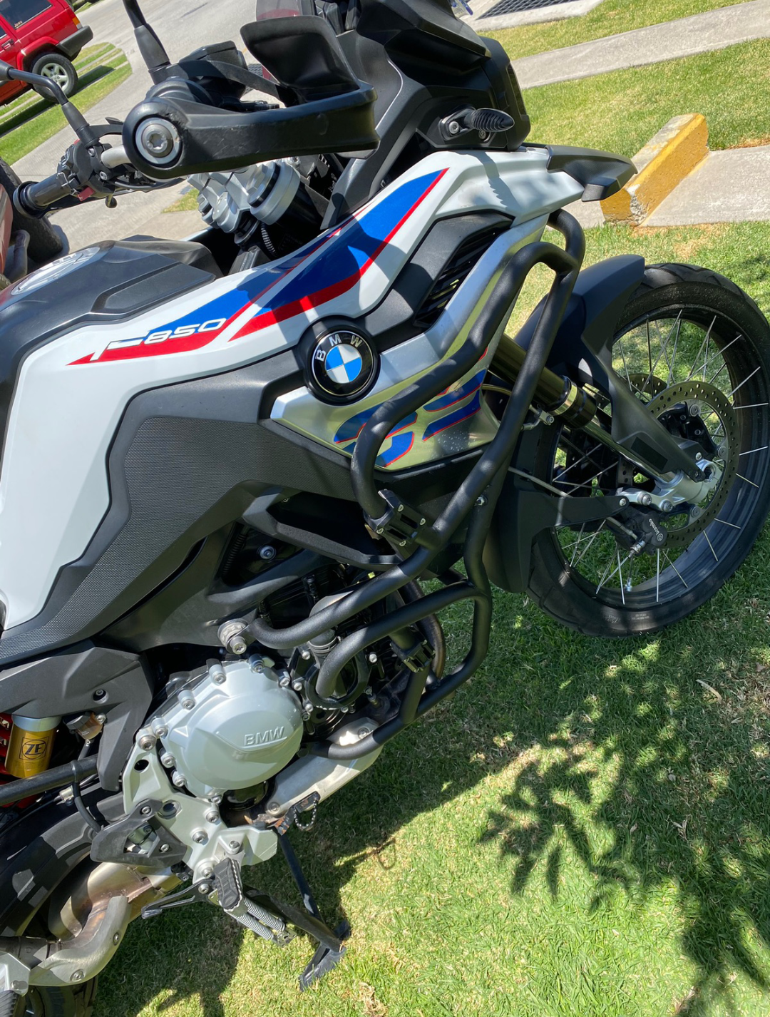 defensa alta y baja para f850 gs defensa alta y baja para f850 gs